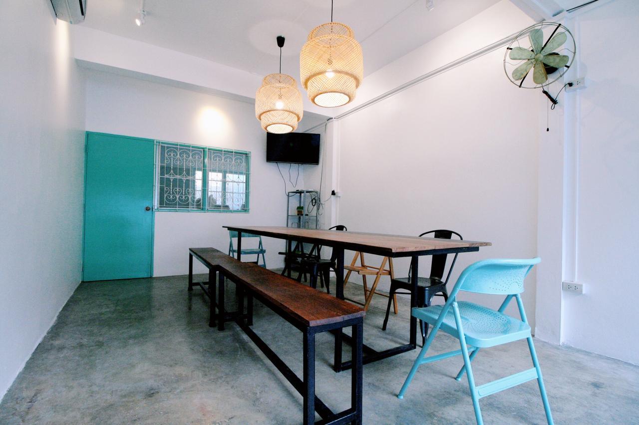 Hello Hostel Pak Chong エクステリア 写真