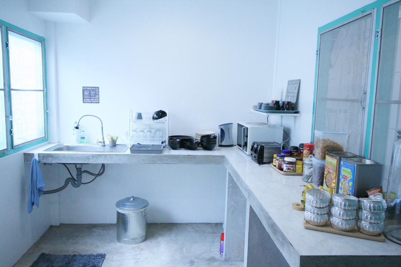 Hello Hostel Pak Chong エクステリア 写真