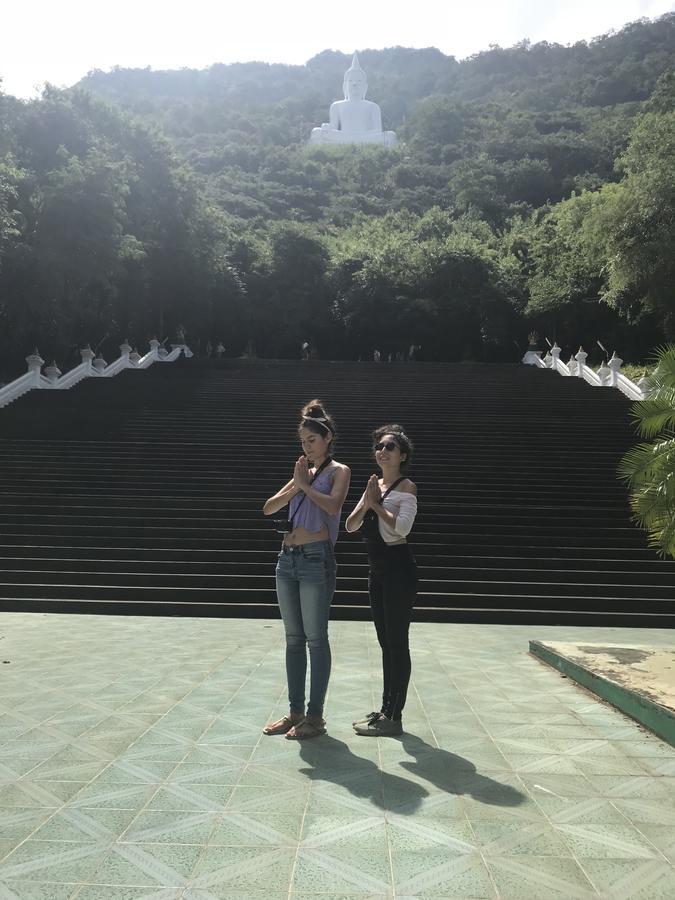Hello Hostel Pak Chong エクステリア 写真